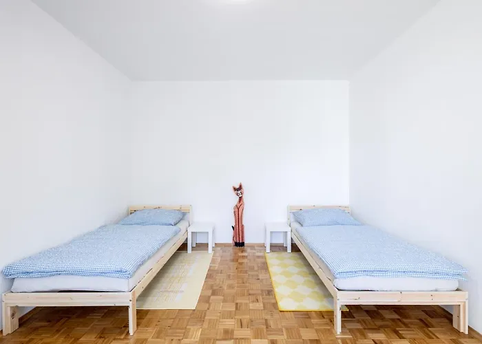 Jakodoma Vlastni Parkovani U Domu Zdarma Česká Lípa